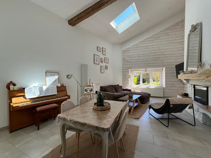 Maison - 142 m² - 5 pièces