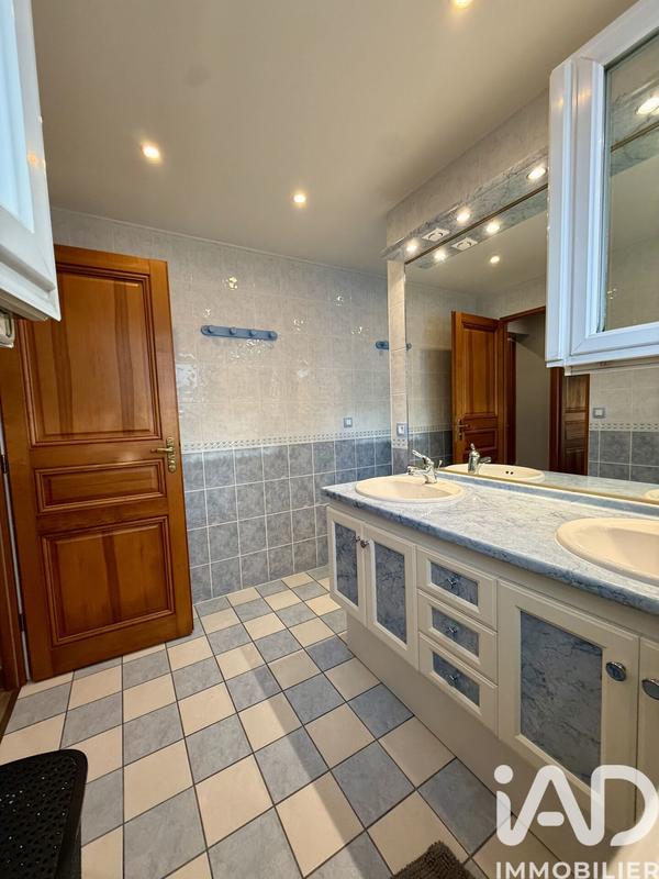 Maison - 112 m² - 5 pièces