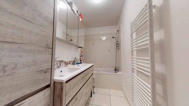 Appartement - 92 m² - 4 pièces