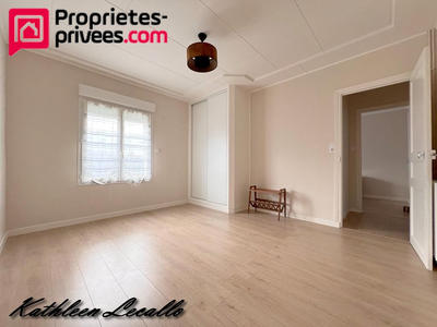 Maison - 165 m² - 9 pièces
