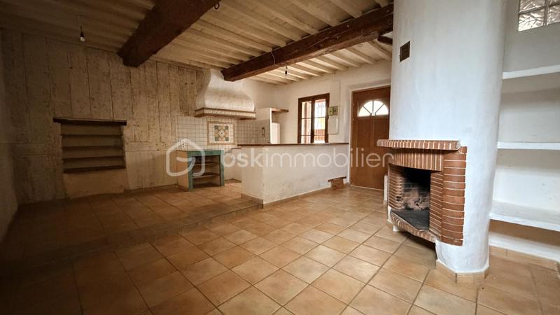 Maison de village - 90 m² - 3 pièces