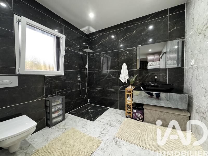 Maison - 142 m² - 4 pièces