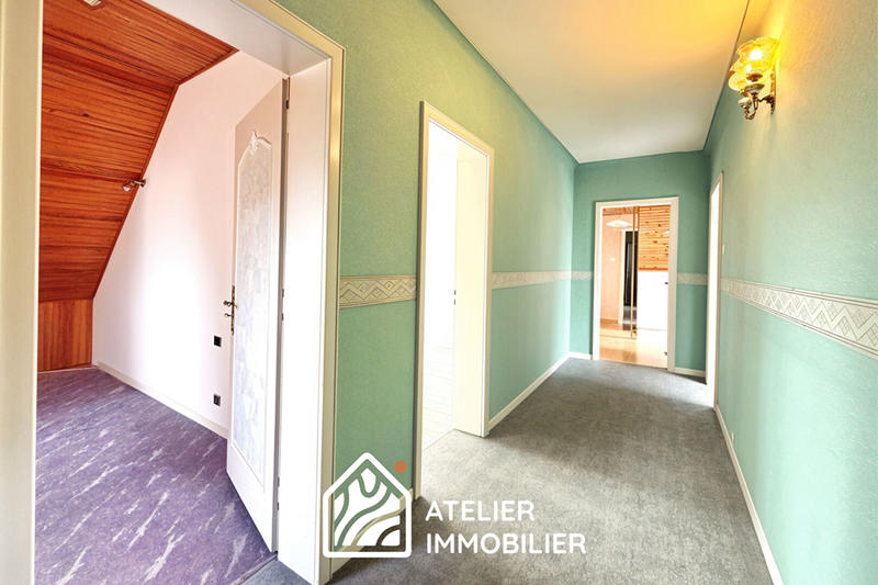 Maison - 176 m² - 8 pièces