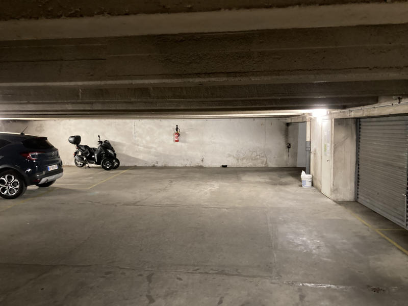 Parking - 11 m²