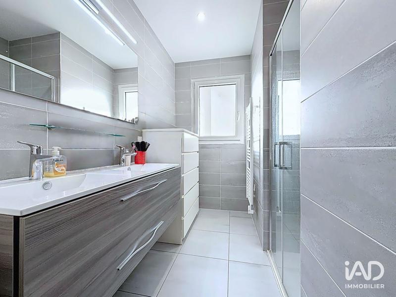 Maison - 111 m² - 5 pièces