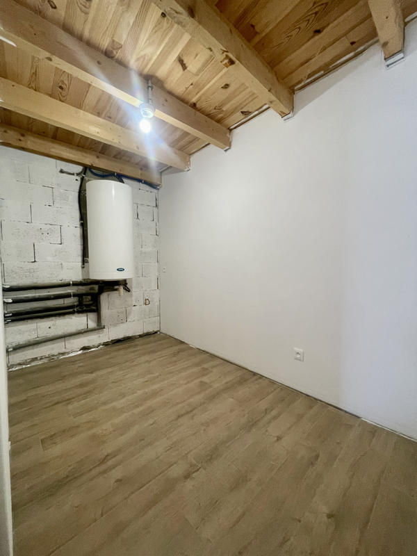 Maison - 104 m² - 4 pièces