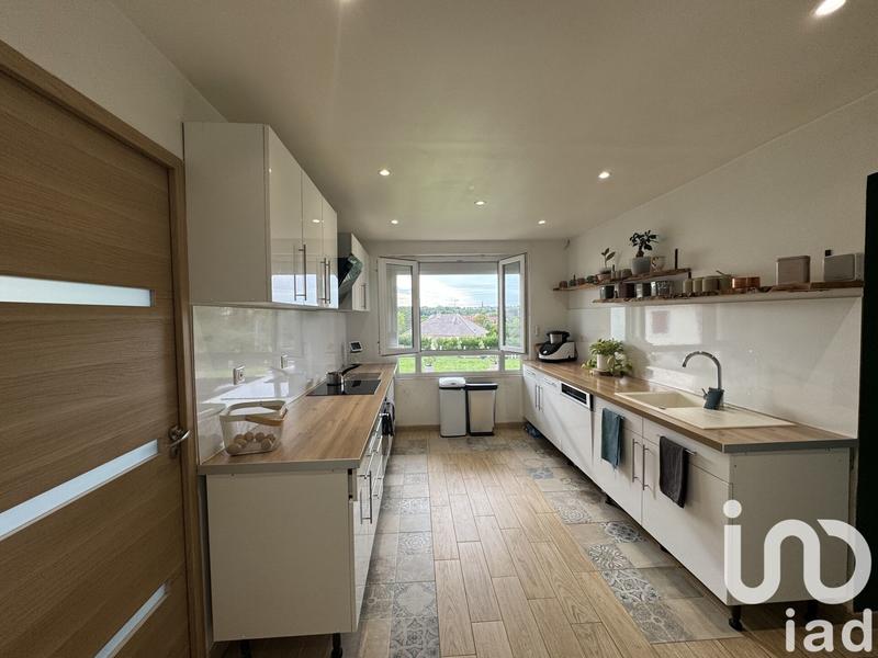 Maison - 95 m² - 5 pièces