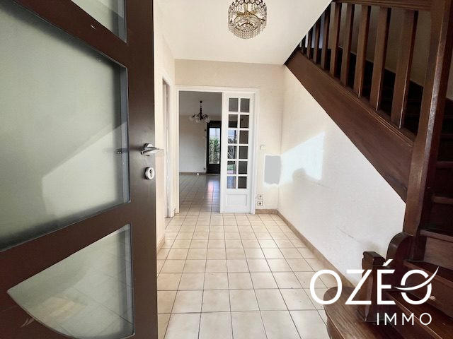 Maison traditionnelle - 110 m² - 4 pièces