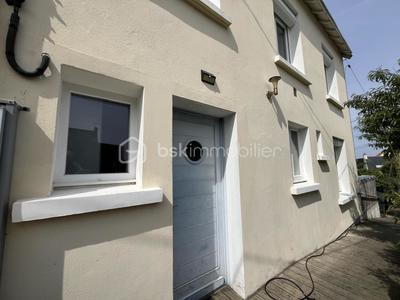 Maison - 126 m² - 6 pièces