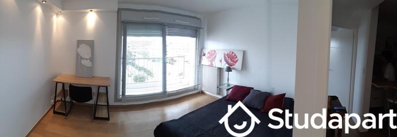 Chambre - 11 m² - 1 pièce