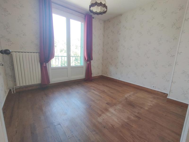 Maison - 91 m² - 7 pièces