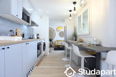 Chambre - 12 m² - 1 pièce