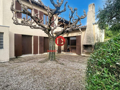 Maison traditionnelle - 147 m² - 5 pièces