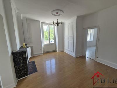 Maison de village - 82 m² - 4 pièces