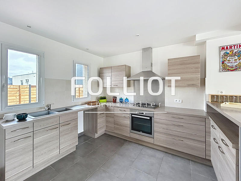 Maison - 142 m² - 5 pièces