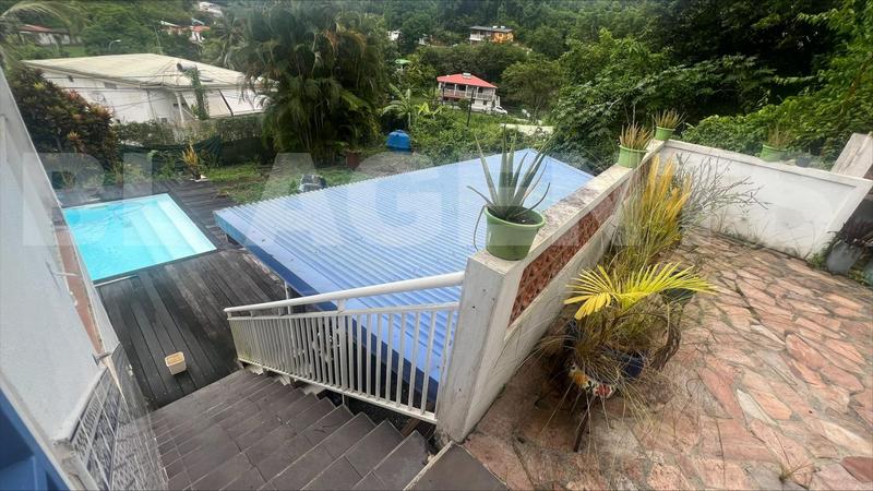 Maison - 136 m² - 7 pièces