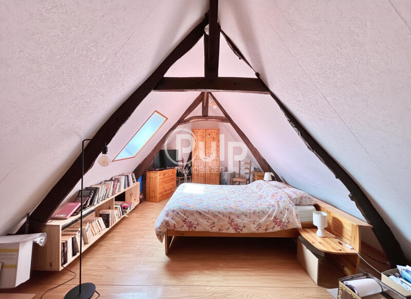 Pavillon - 150 m² - 6 pièces