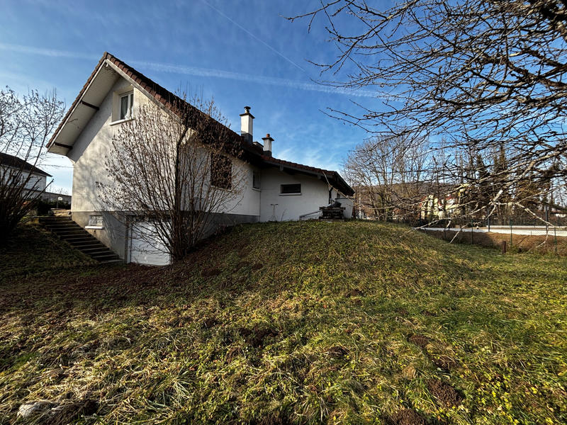 Maison - 93 m² - 4 pièces