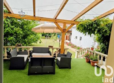 Maison - 122 m² - 6 pièces