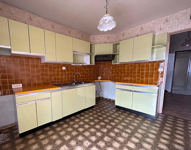 Appartement - 84 m² - 4 pièces