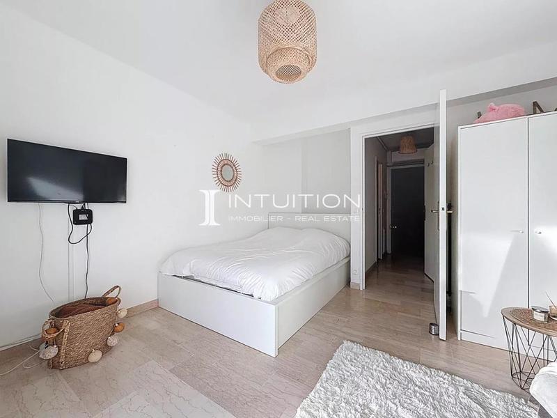 Studio - 23 m² - 1 pièce