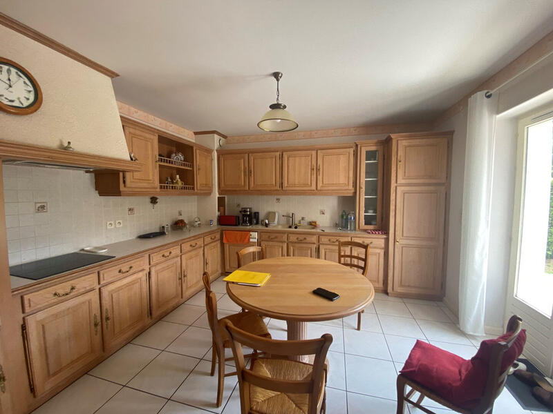 Maison - 145 m² - 5 pièces