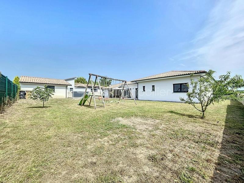 Maison - 180 m² - 5 pièces