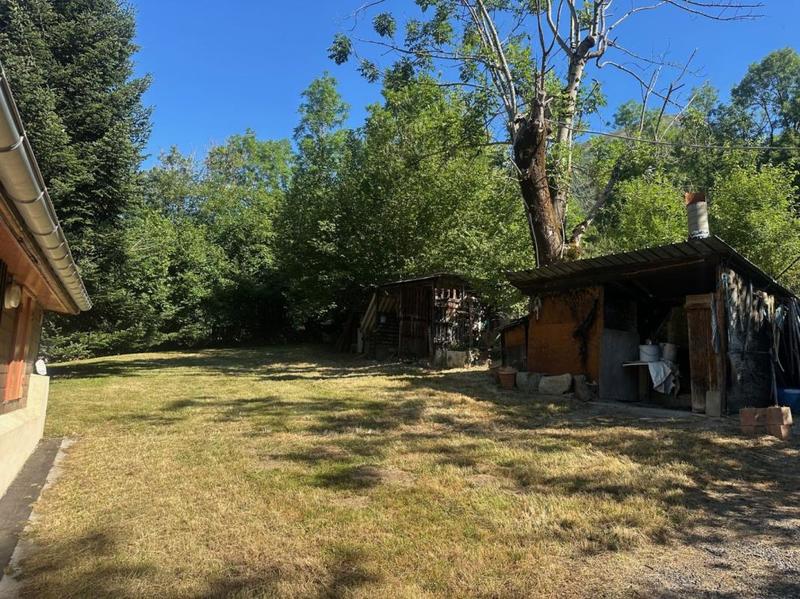 Maison - 61 m² - 9 pièces