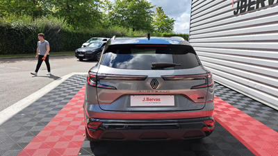 Renault Austral E-Tech Hybrid 200 Iconic