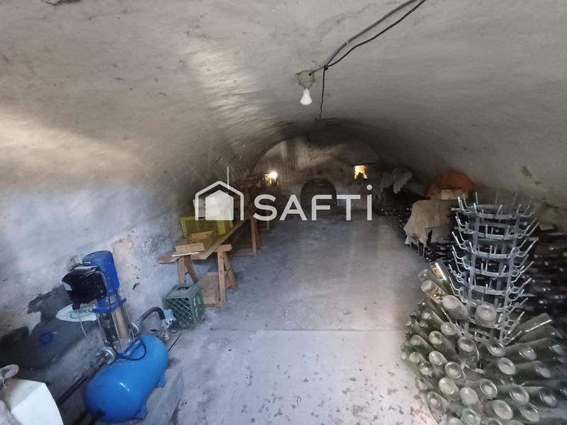 Maison - 213 m² - 8 pièces