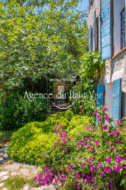 Mas - 191 m² - 6 pièces