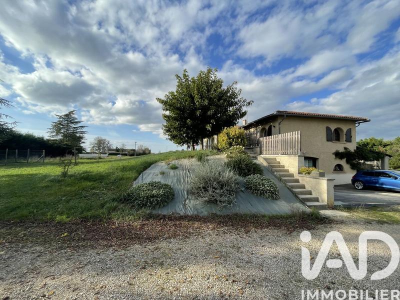 Maison - 206 m² - 5 pièces