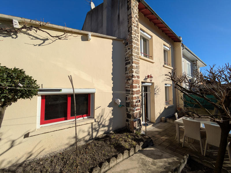 Maison - 82 m² - 7 pièces