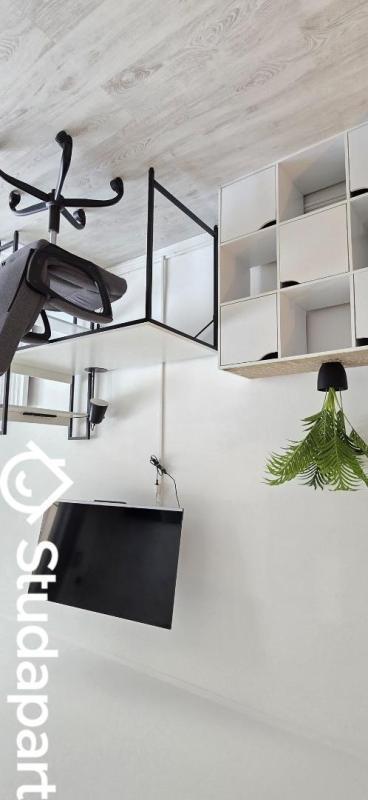 Chambre - 10 m² - 1 pièce