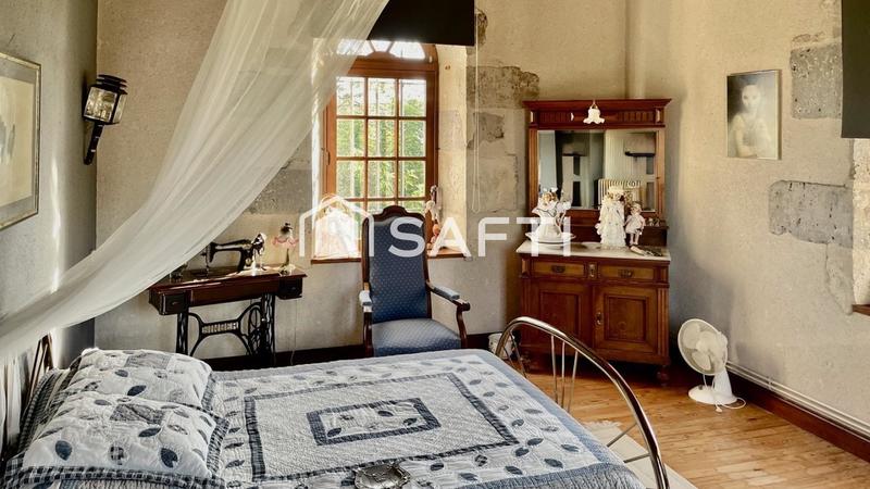 Maison - 300 m² - 8 pièces