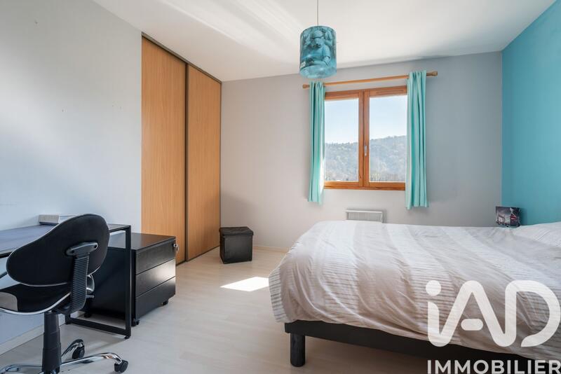 Maison - 160 m² - 5 pièces