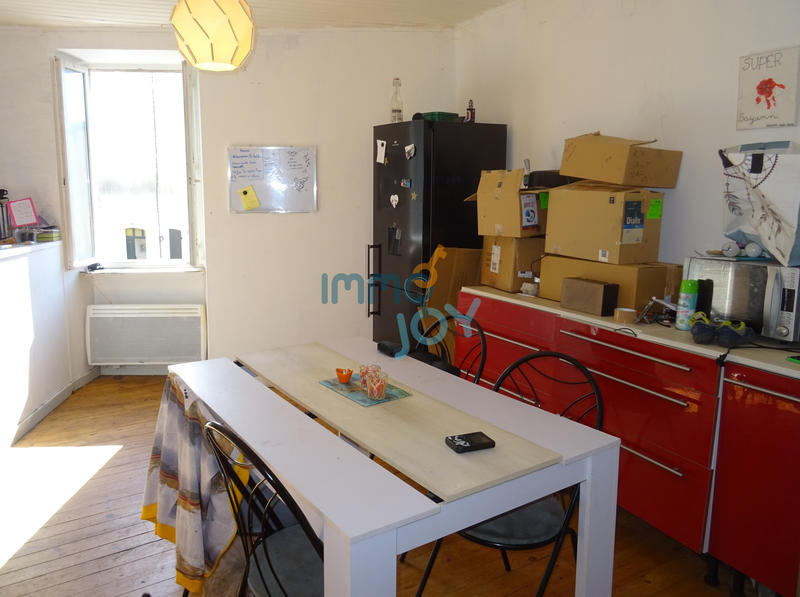 Maison de village - 225 m² - 7 pièces