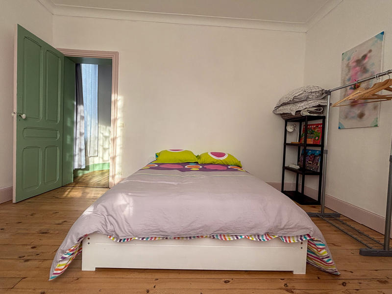 Propriété - 280 m² - 12 pièces