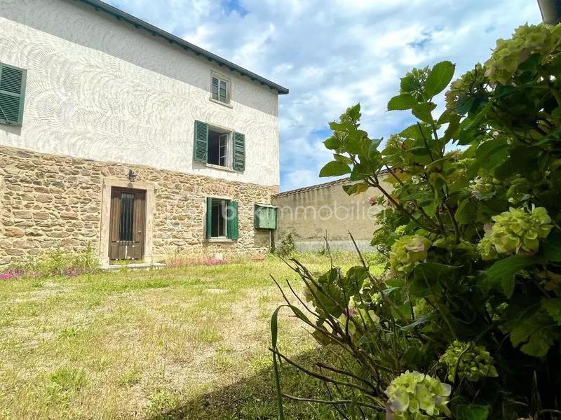 Maison de ville - 85 m² - 5 pièces