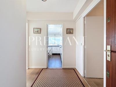 Appartement sur toit - 72 m² - 3 pièces