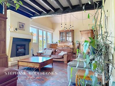 Maison - 223 m² - 10 pièces