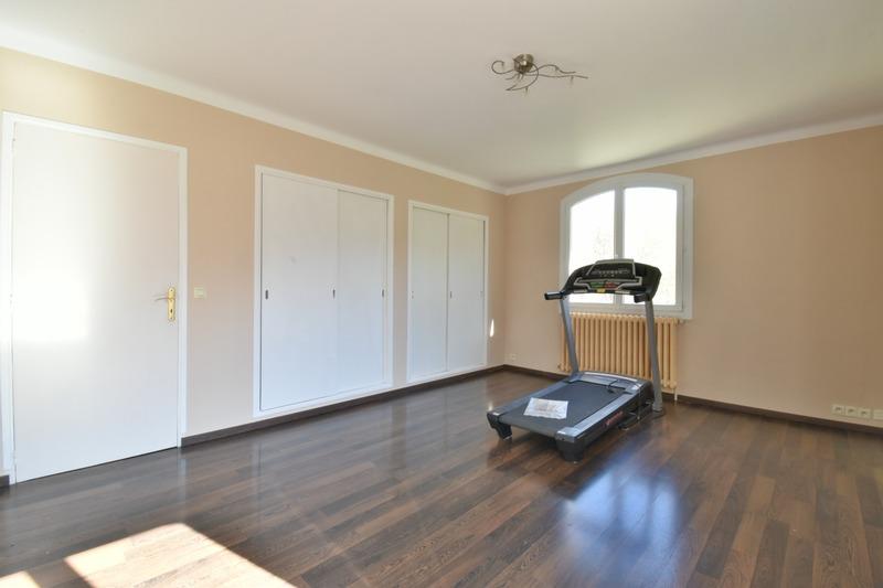 Maison - 158 m² - 6 pièces