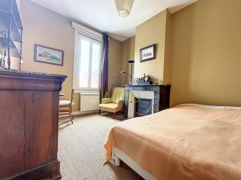 Maison de ville - 181 m² - 8 pièces