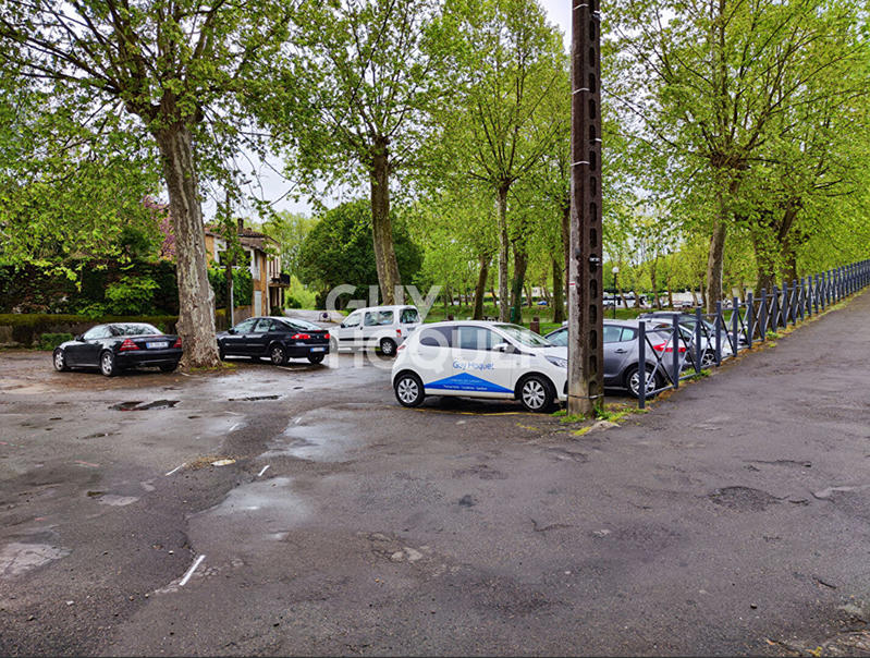 Local d'activité / Entrepôt - 54 m² - 2 pièces