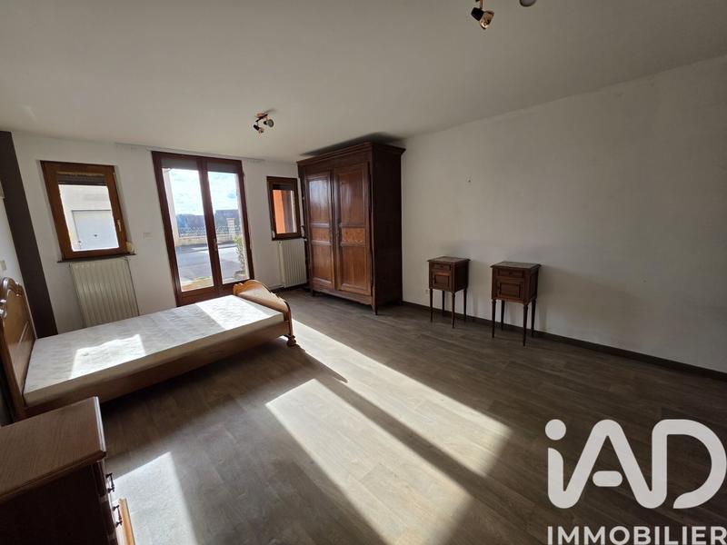 Maison de village - 201 m² - 7 pièces