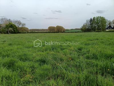 Terrain constructible - 686 m²