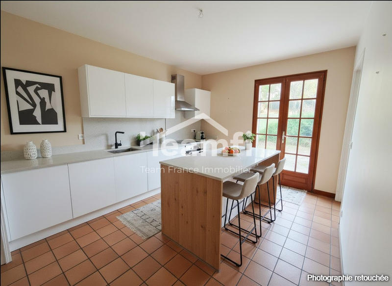 Maison - 110 m² - 4 pièces