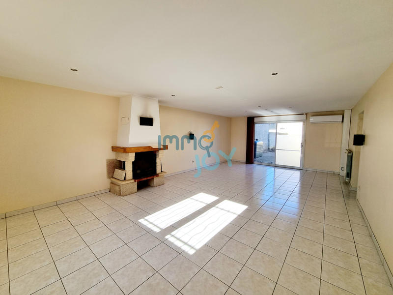 Maison - 140 m² - 5 pièces