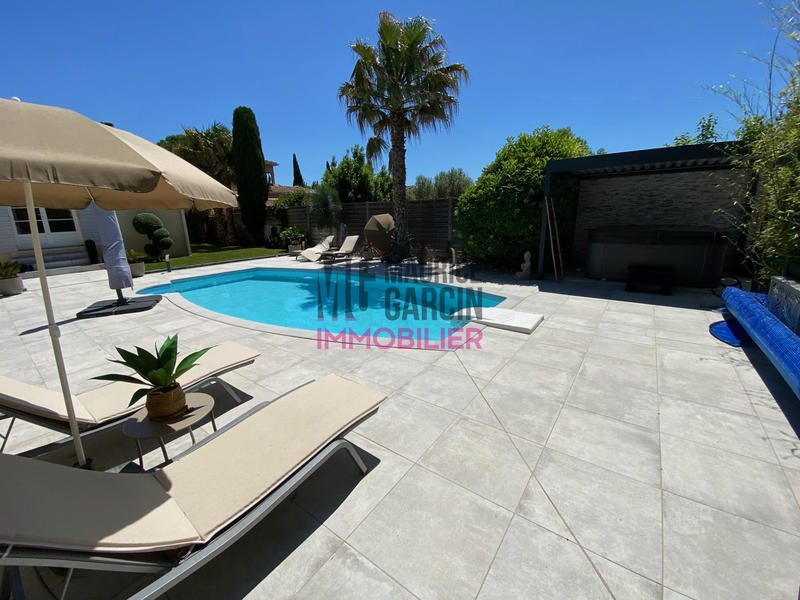 Villa - 150 m² - 5 pièces