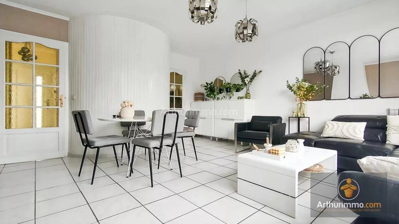 Maison - 88 m² - 5 pièces